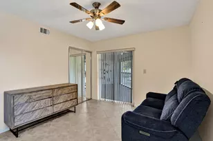 7243 S Devon Dr, Tamarac, FL 33321 - Photo 25