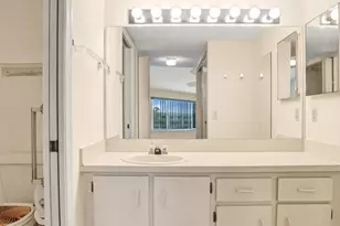 7243 S Devon Dr, Tamarac, FL 33321 - Photo 21