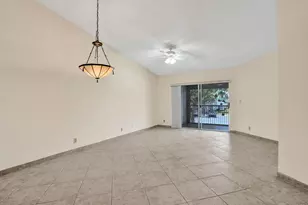7243 S Devon Dr, Tamarac, FL 33321 - Photo 25