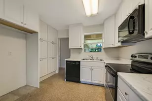 2022 Collier Ave, Lake Worth, FL 33461 - Photo 9