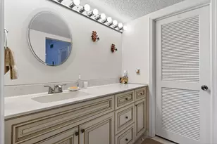 16997 Waterbend Dr, Jupiter, FL 33477 - Photo 19