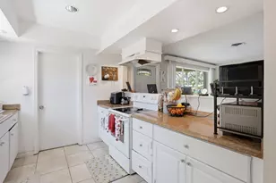 2169 NE 62nd Ct, Fort Lauderdale, FL 33308 - Photo 17