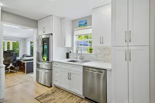 2020 NE 26th St, Lighthouse Point, FL 33064 - Photo 19