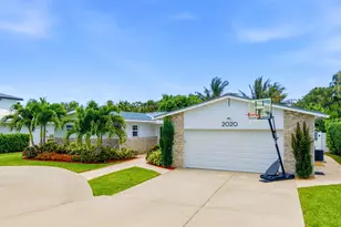 2020 NE 26th St, Lighthouse Point, FL 33064 - Photo 5