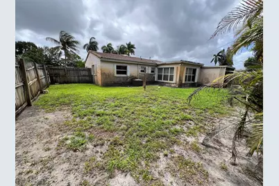 3851 NW 4th Place, Lauderhill, FL 33311 - Photo 21