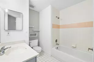 3562 NW 91st Ln, Sunrise, FL 33351 - Photo 9