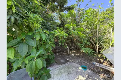 2926 Hiawatha Avenue, West Palm Beach, FL 33409 - Photo 13