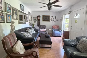 2926 Hiawatha Ave, West Palm Beach, FL 33409 - Photo 5