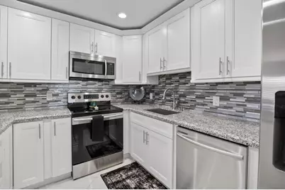 102 E Waterford E #102, Delray Beach, FL 33446 - Photo 13