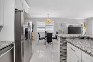 102 E Waterford E, Delray Beach, FL 33446 - Photo 11
