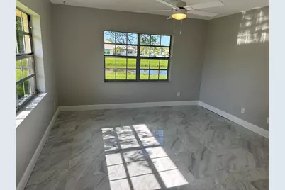 5796 Moss Court #7, Fort Pierce, FL 34982 - Photo 9