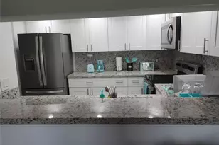 12900 SW 7th Ct, Pembroke Pines, FL 33027 - Photo 23