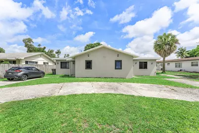 4727 Myrtle Lane, West Palm Beach, FL 33417 - Photo 1
