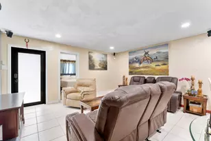 4727 Myrtle Ln, West Palm Beach, FL 33417 - Photo 19