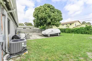 4727 Myrtle Ln, West Palm Beach, FL 33417 - Photo 27