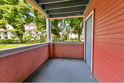 1055 Crystal Way #A, Delray Beach, FL 33444 - Photo 5
