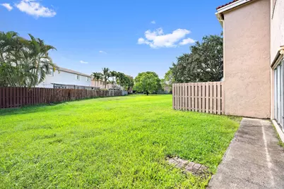 1734 SW 109th Terrace #1734, Davie, FL 33324 - Photo 19