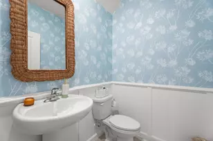 5612 SE Edgewater Cir, Stuart, FL 34997 - Photo 11