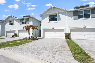 5612 SE Edgewater Circle, Stuart, FL 34997 - Photo 3