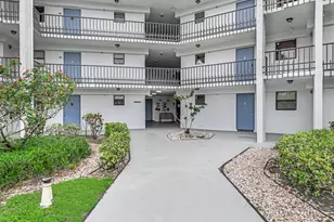 4640 W Lucerne Lakes Blvd, Lake Worth, FL 33467 - Photo 3