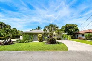 106 Periwinkle Dr, Hypoluxo, FL 33462 - Photo 1