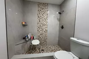 589 Cashiers Dr, West Palm Beach, FL 33413 - Photo 19