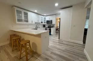 589 Cashiers Dr, West Palm Beach, FL 33413 - Photo 13