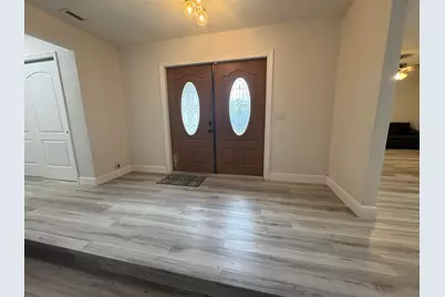 589 Cashiers Drive, West Palm Beach, FL 33413 - Photo 9