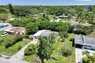 1465 NE 27th St, Pompano Beach, FL 33064 - Photo 37