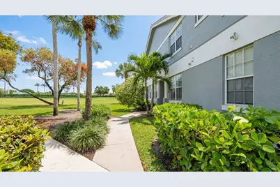 10303 N Andover Coach Circle #A1, Lake Worth, FL 33449 - Photo 3