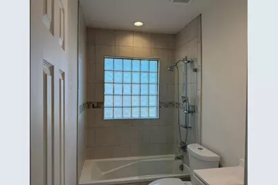 1423 Holly Heights Drive #13, Fort Lauderdale, FL 33304 - Photo 13