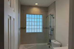 1423 Holly Heights Dr, Fort Lauderdale, FL 33304 - Photo 13