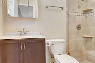 2757 NE 29th Ave, Lighthouse Point, FL 33064 - Photo 17