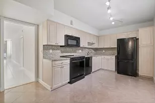 804 Cypress Grove Ln, Pompano Beach, FL 33069 - Photo 5