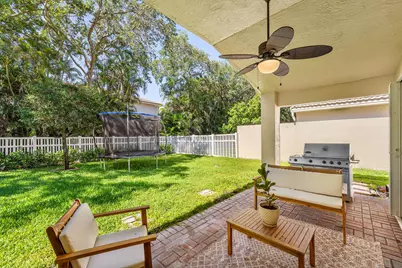 4245 Bluff Harbor Way, Wellington, FL 33449 - Photo 31