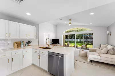 4245 Bluff Harbor Way, Wellington, FL 33449 - Photo 3
