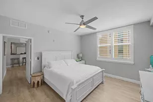 806 E Windward Way, Lantana, FL 33462 - Photo 9
