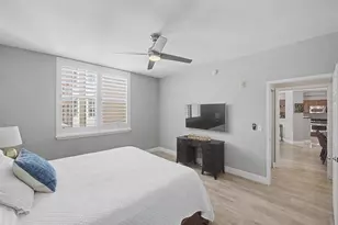 806 E Windward Way, Lantana, FL 33462 - Photo 13