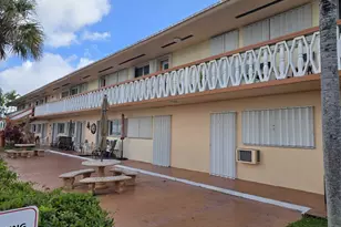 1000 SW 10th Ave SW, Hallandale Beach, FL 33009 - Photo 13