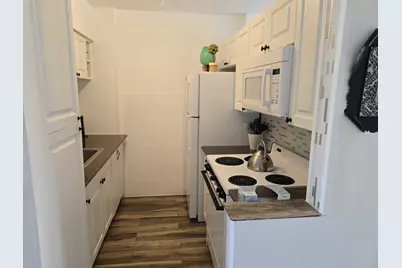 1000 SW 10th Avenue SW #19p, Hallandale Beach, FL 33009 - Photo 3