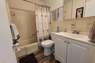 1000 SW 10th Ave SW, Hallandale Beach, FL 33009 - Photo 7