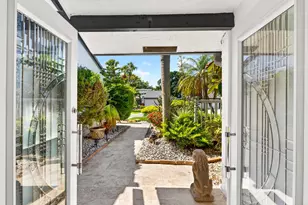 17 Villa Ln, Boynton Beach, FL 33436 - Photo 9
