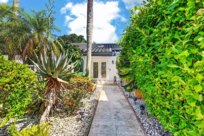 17 Villa Lane, Boynton Beach, FL 33436 - Photo 7