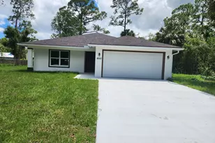 8003 Hibiscus Rd, Fort Pierce, FL 34951 - Photo 3