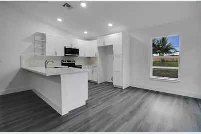 8003 Hibiscus Road, Fort Pierce, FL 34951 - Photo 3