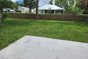 8003 Hibiscus Rd, Fort Pierce, FL 34951 - Photo 15
