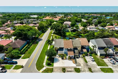 12324 Westhampton Circle, Wellington, FL 33414 - Photo 95