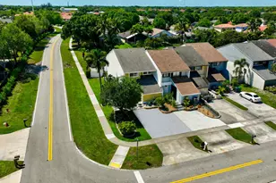 12324 Westhampton Cir, Wellington, FL 33414 - Photo 91