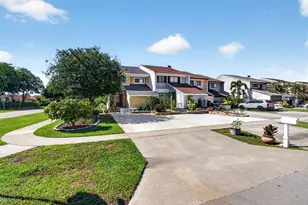 12324 Westhampton Cir, Wellington, FL 33414 - Photo 99