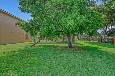 176 Bellezza Terrace, Royal Palm Beach, FL 33411 - Photo 45
